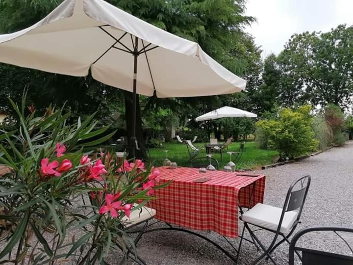 Agriturismo Le Oche Selvatiche Lauzacco Exteriér fotografie