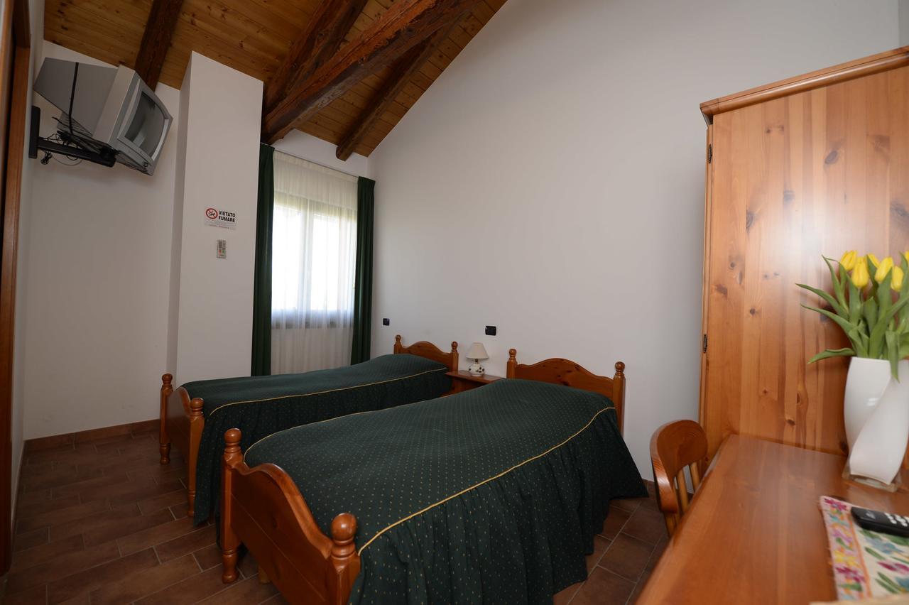 Agriturismo Le Oche Selvatiche Lauzacco Exteriér fotografie