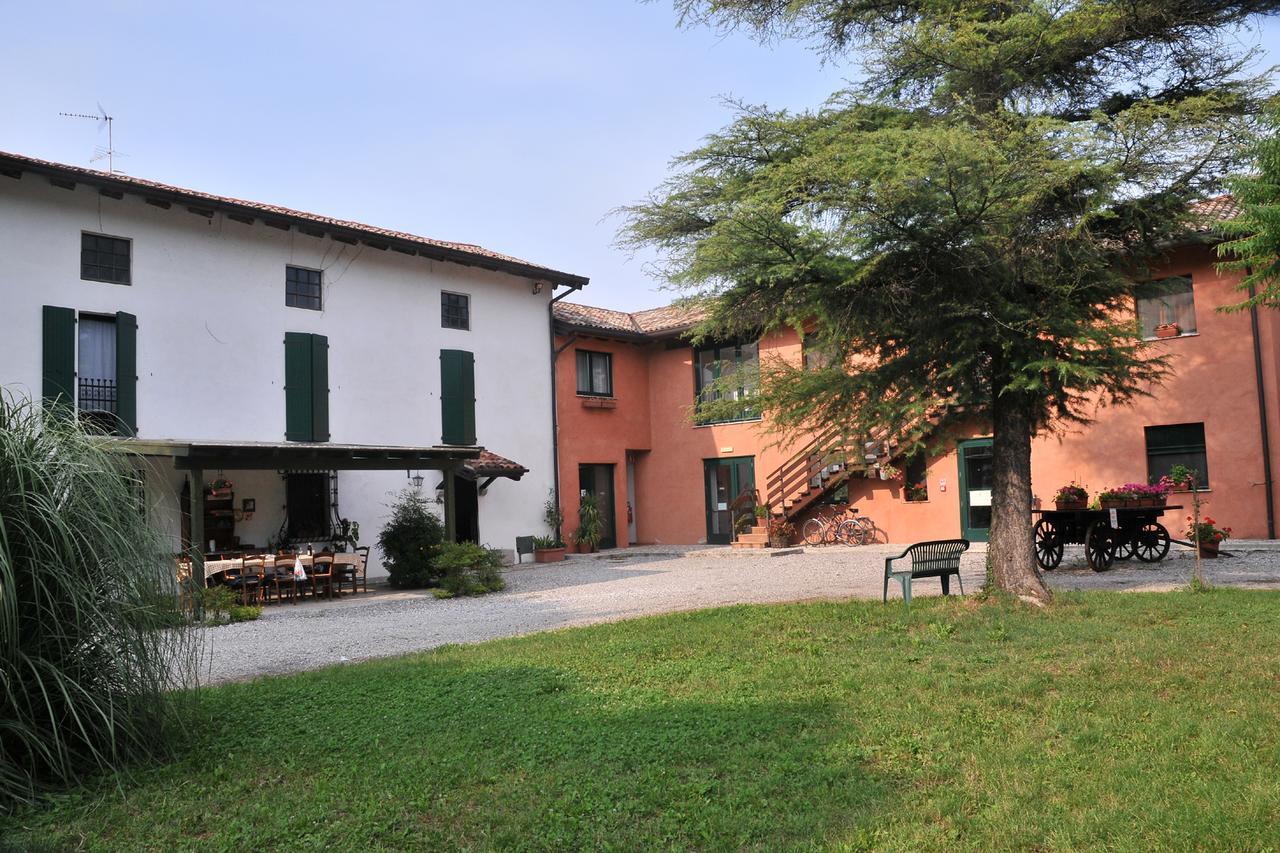 Agriturismo Le Oche Selvatiche Lauzacco Exteriér fotografie