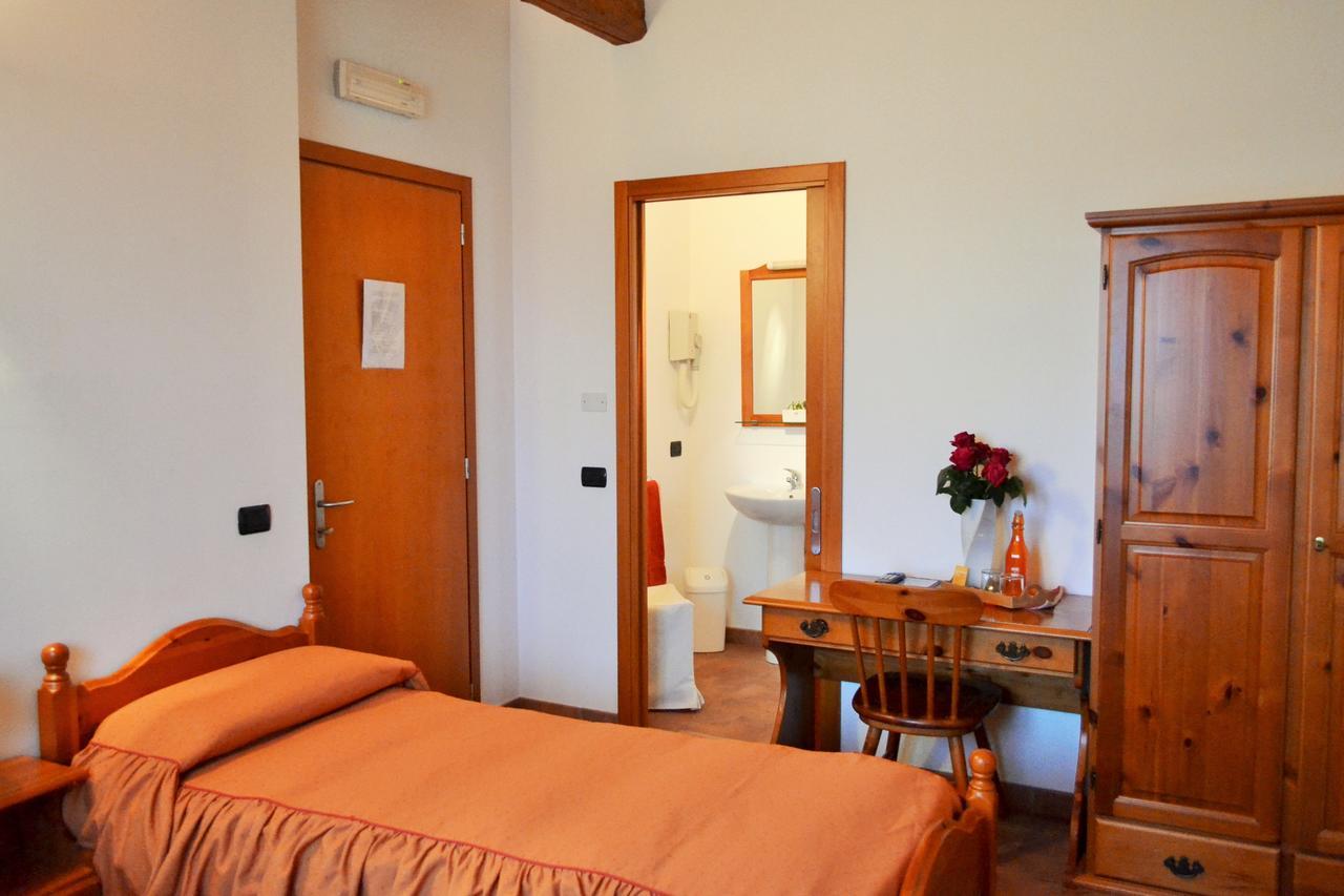 Agriturismo Le Oche Selvatiche Lauzacco Exteriér fotografie