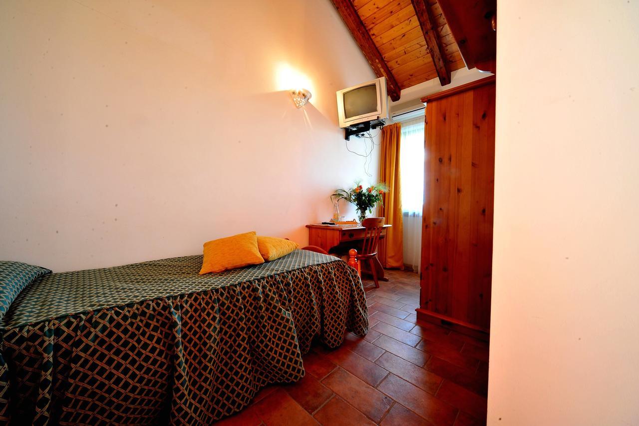 Agriturismo Le Oche Selvatiche Lauzacco Exteriér fotografie