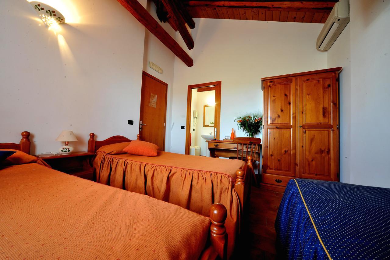 Agriturismo Le Oche Selvatiche Lauzacco Exteriér fotografie