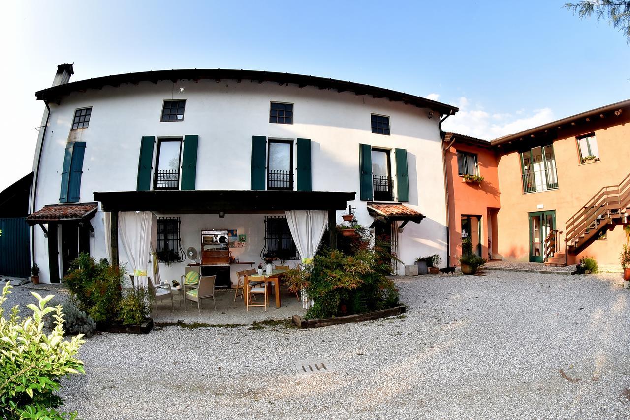 Agriturismo Le Oche Selvatiche Lauzacco Exteriér fotografie